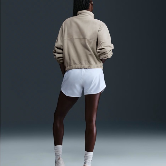 NWT Nike One
Women's Therma-FIT Oversized 1/2-Zip Fleece Top Light Orewood Brown - Picture 5 of 9